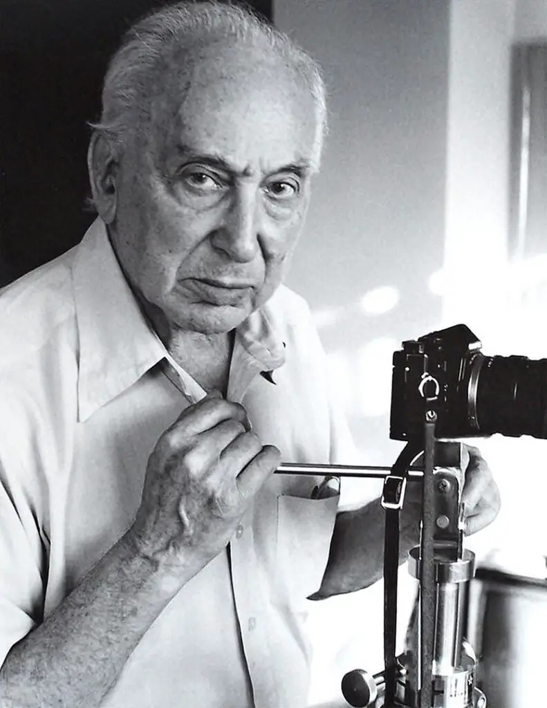 retrato em preto e branco do fotógrafo húngaro André Kertész para ilustrar suas frases sobre fotografia